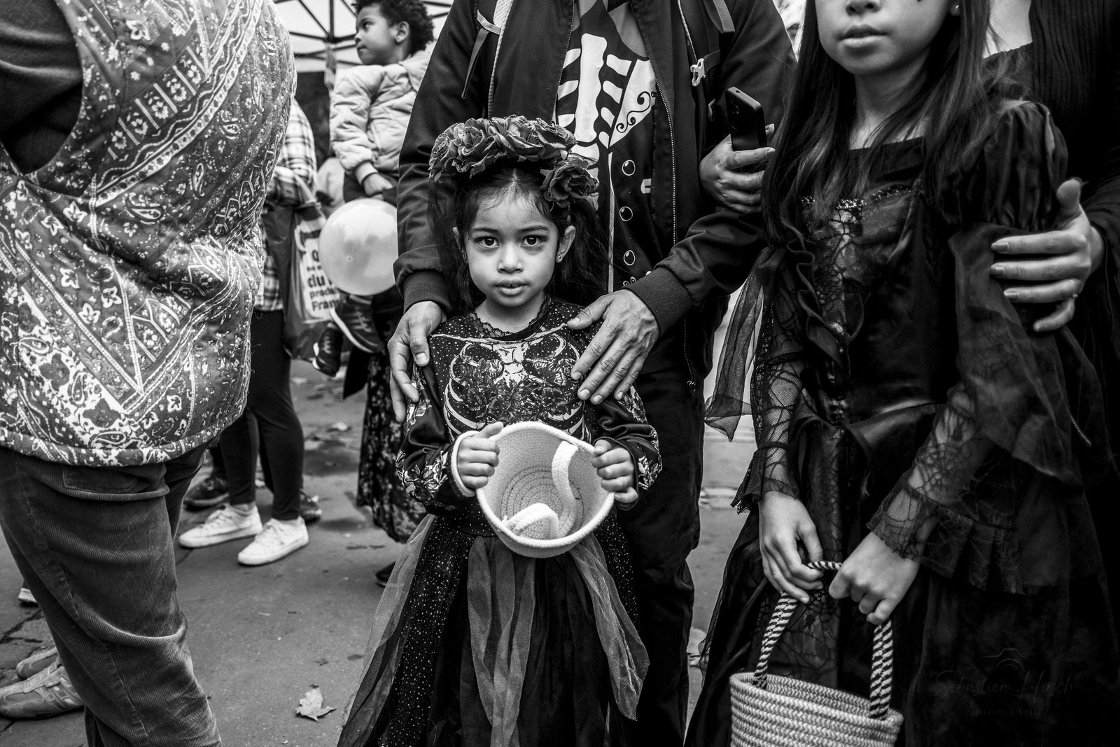 Des photographies en couleur, où les gens sont magnifiés par la lumière chaude du soleil